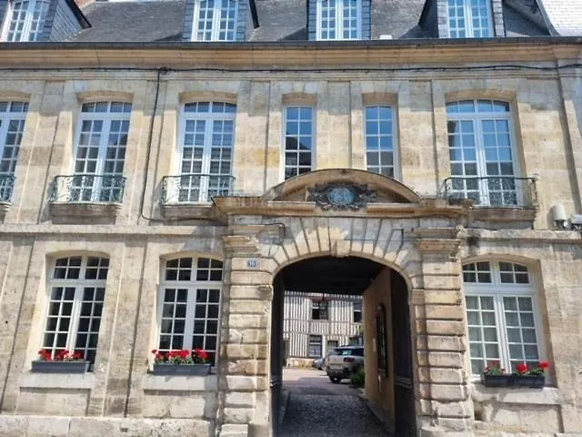 アパート Le Refuge D'alfred, Centre